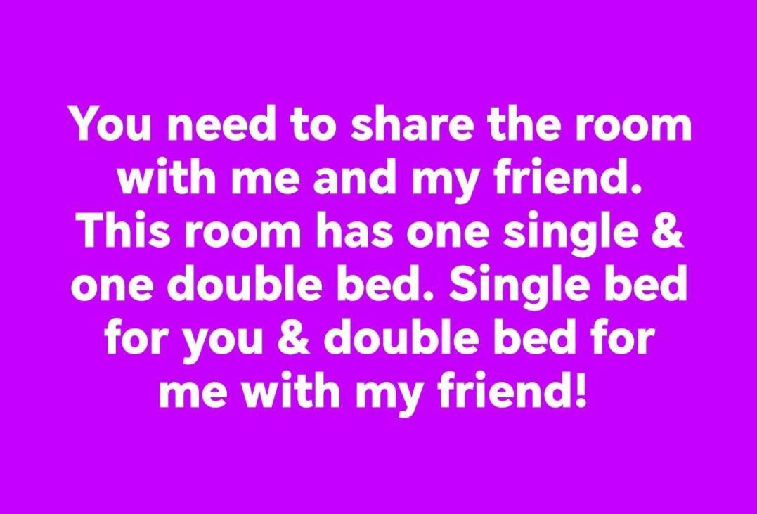 Sharing Bedroom With Host Near Alexanderplatz Hostel *